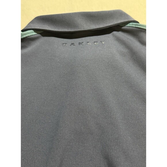Oakley Men's Medium Short Sleeve Golf Polo Shirt Blue Athletic Gym Casual Y2K - Picture 4 of 9